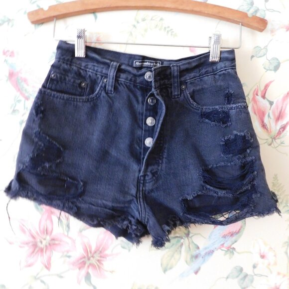 🦌 Abercrombie & Fitch Distressed Ripped Black Shorts - Picture 1 of 14
